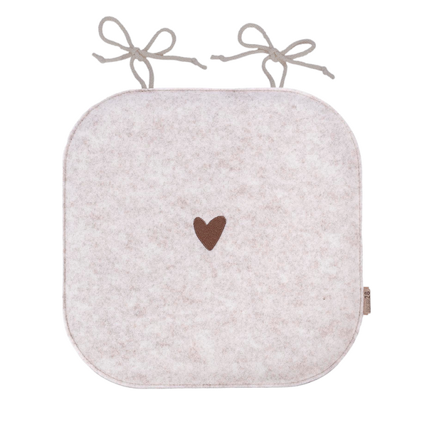 Sitzkissen Filz Herz Stickerei