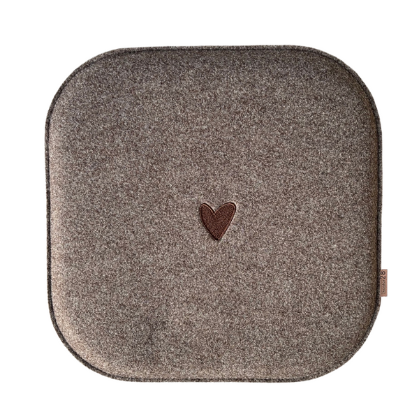 Sitzkissen Filz Herz Stickerei