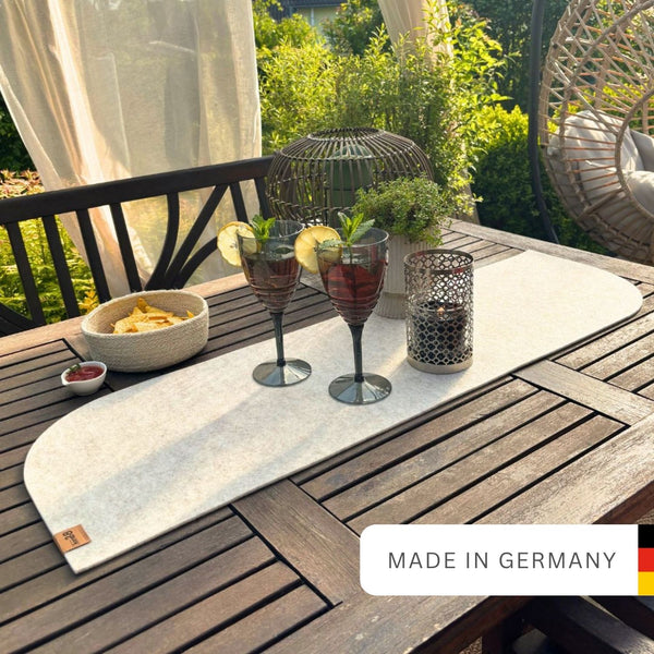 nachhaltiger-tischlaeufer-arvid-filz-upcycling-deutschland-beige-outdoor
