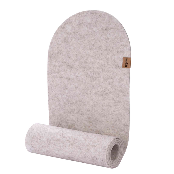 Beiger Tischläufer aus Filz nachhaltig Made in Germany mit Rundung an beiden Seiten