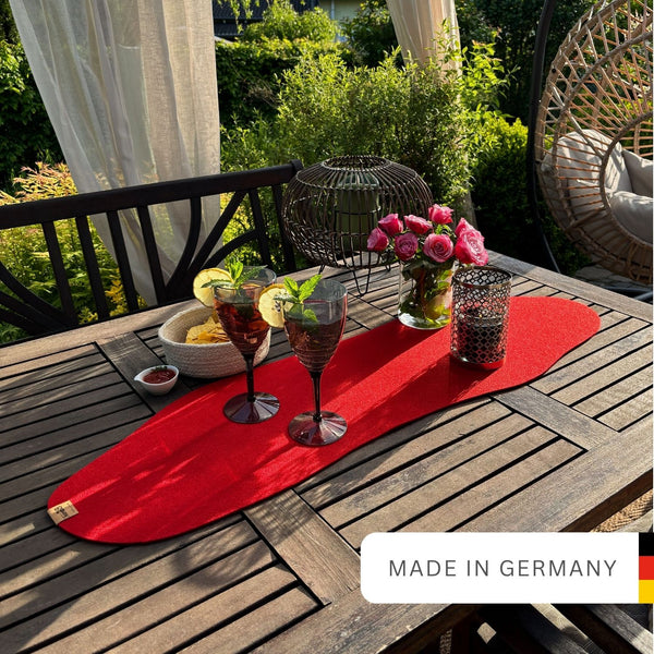 nachhaltiger-tischlaeufer-vejle-filz-upcycling-deutschland-kirschrot-mood