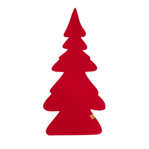 Roter Filzbaum in Tannenform als farbiger Blickfang für die festliche Weihnachtstafel