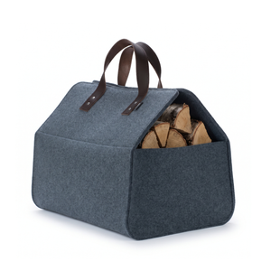 Blaue Kaminholztasche mit Lederhenkeln als praktischer Korb für Kaminholz aus robustem Filz