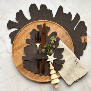 Tischsets für Weihnachten aus Premium Filz in der Form Tannenzapfe